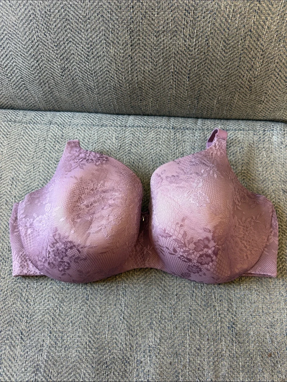 Lane Bryant Cacique Lightly Lined Lace Lavender Underwire Full Coverage Bra 38G